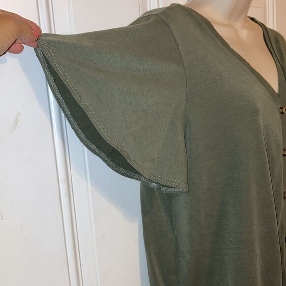 GREEN ENVELOPE Short Sleeve Green Button Up Green Blouse Front Knot Womens Large - Picture 2 of 9